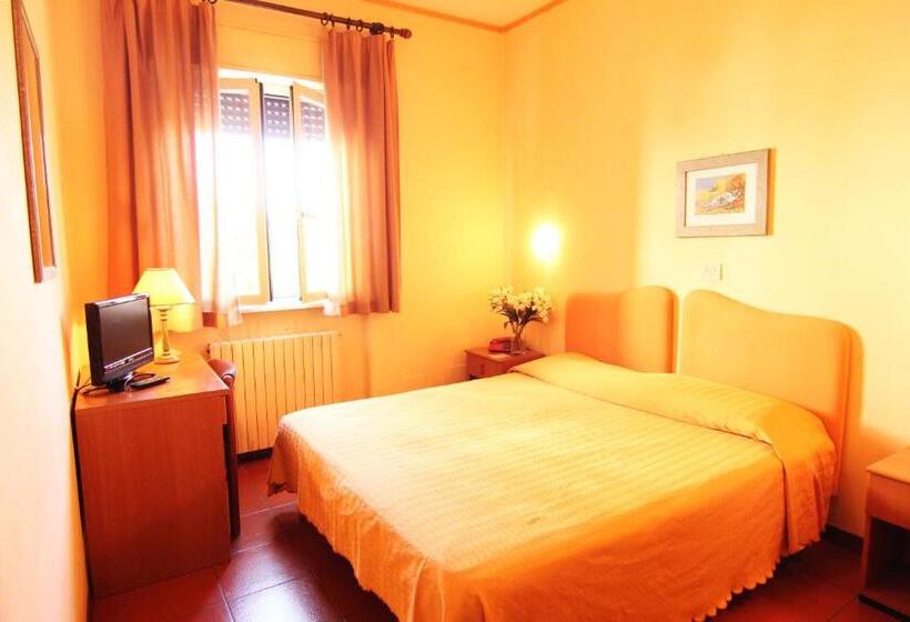 اتاق استاندارد, Boni Cerri