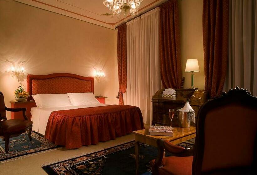 Superior Room, Bonvecchiati