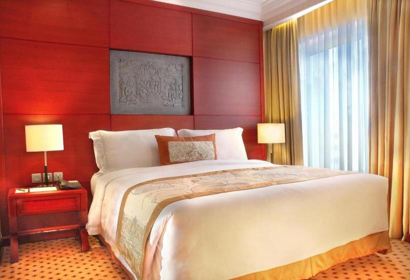 Полулюкс, Borobudur Jakarta