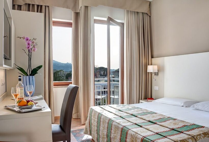 舒适型房间, Caravel