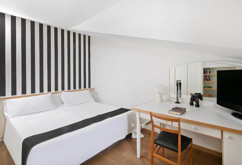 이코노미 룸, Conca Park