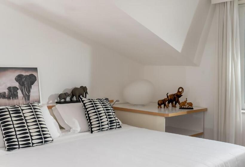 이코노미 트리플 룸, Conca Park