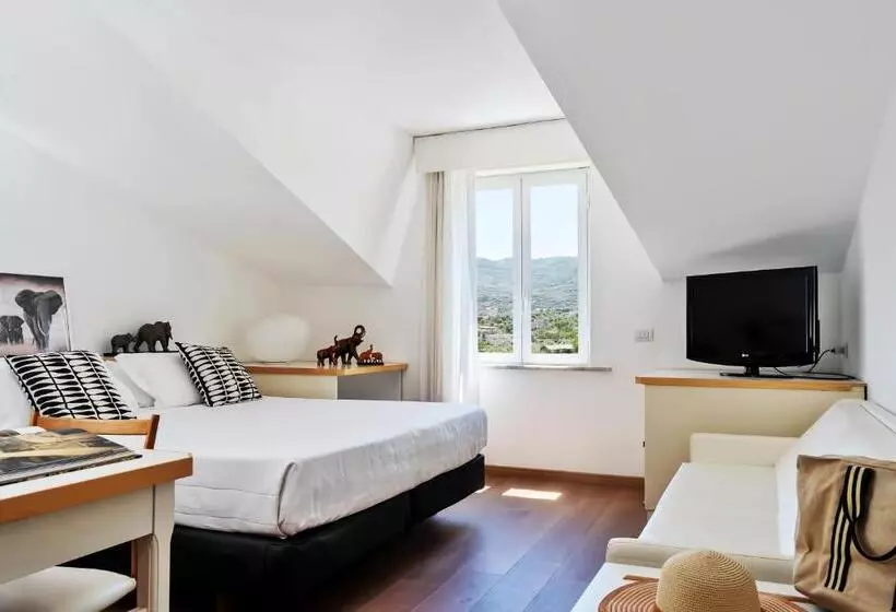 Economy Triple Room, Conca Park