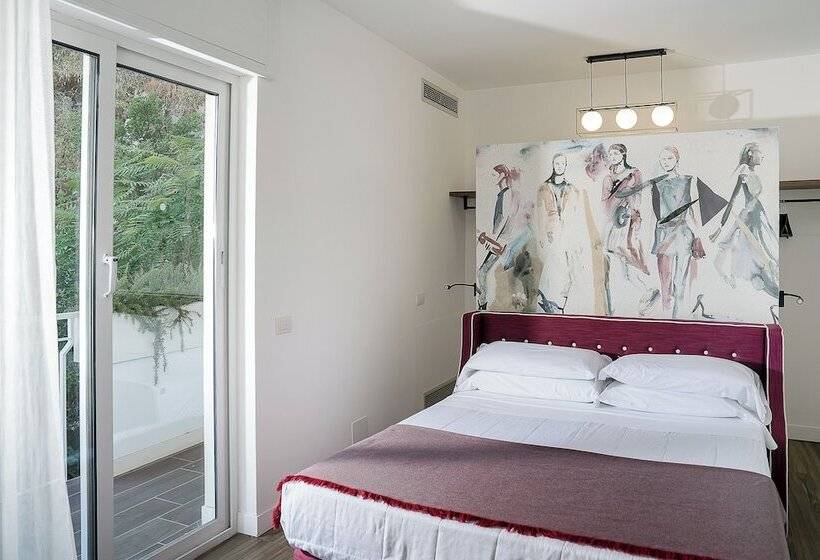 수피리어 룸, Conca Park