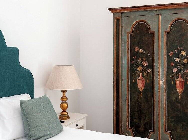 Medencére Néző Junior Suite, Conca Park