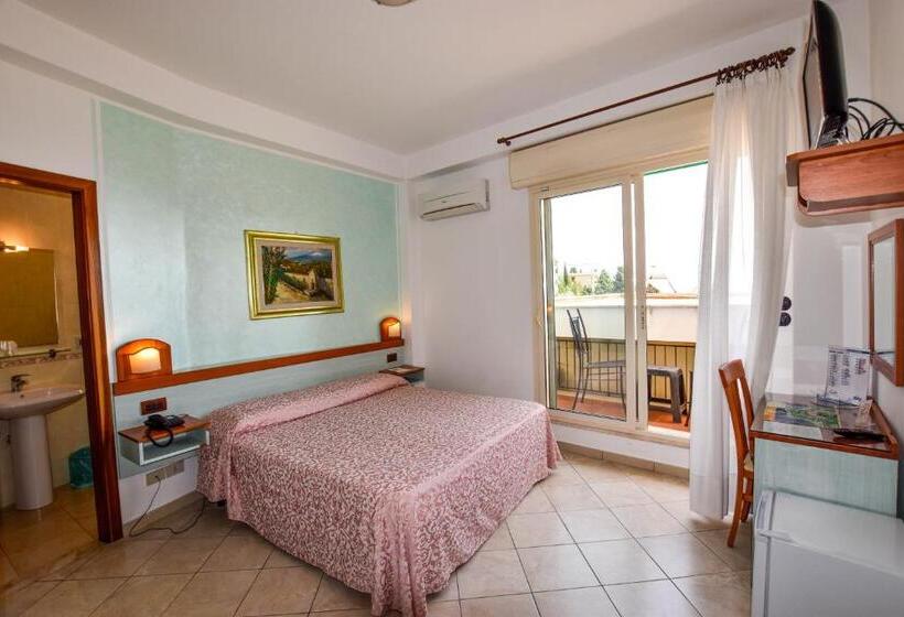 Pokój Standard, Condor