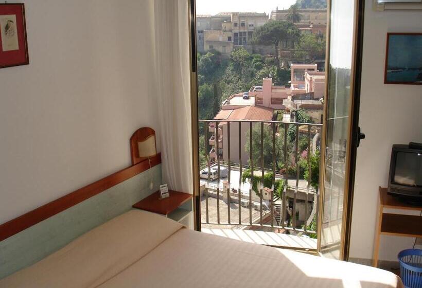 Pokój Jednoosobowy Standard Widok Morze, Condor