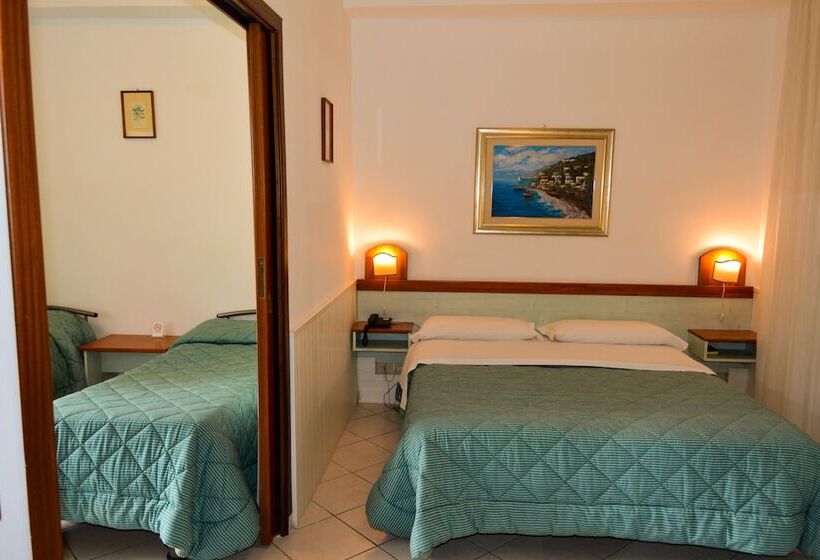 Pokój Rodzinny, Condor