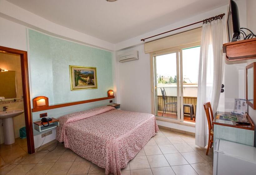 Pokój Standard, Condor