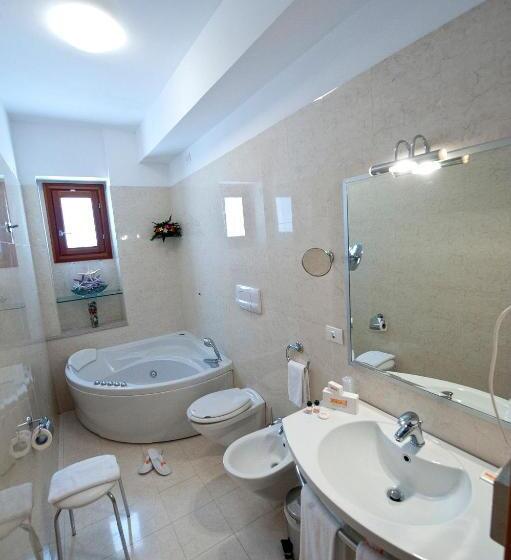 חדר סופריור לשלושה, Degli Aranci