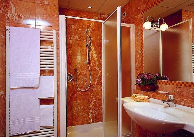 주니어 스위트, Diana