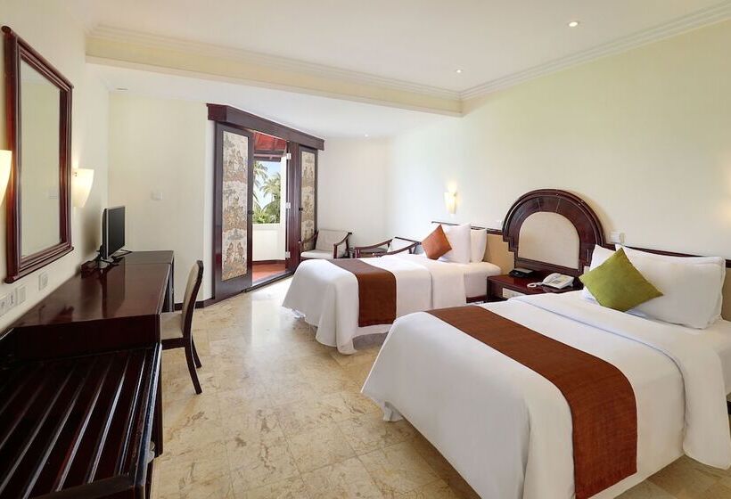 디럭스 룸 가든 전망, Discovery Kartika Plaza