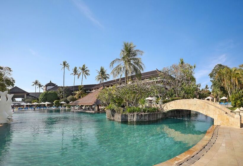 풀장 전망 디럭스 룸, Discovery Kartika Plaza