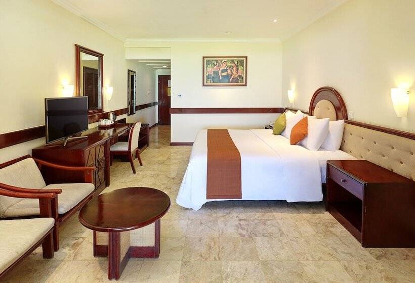 풀장 전망 디럭스 룸, Discovery Kartika Plaza