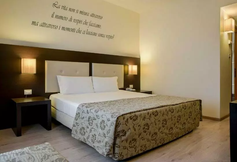 Chambre Standard, Executive