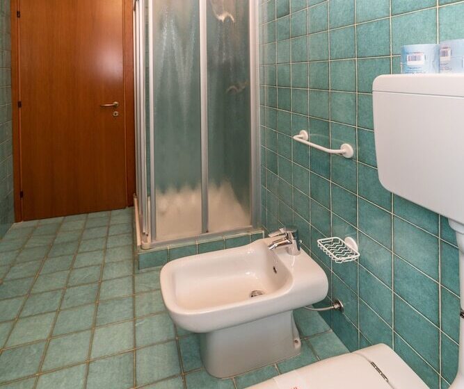 اتاق استاندارد, Gran Baita