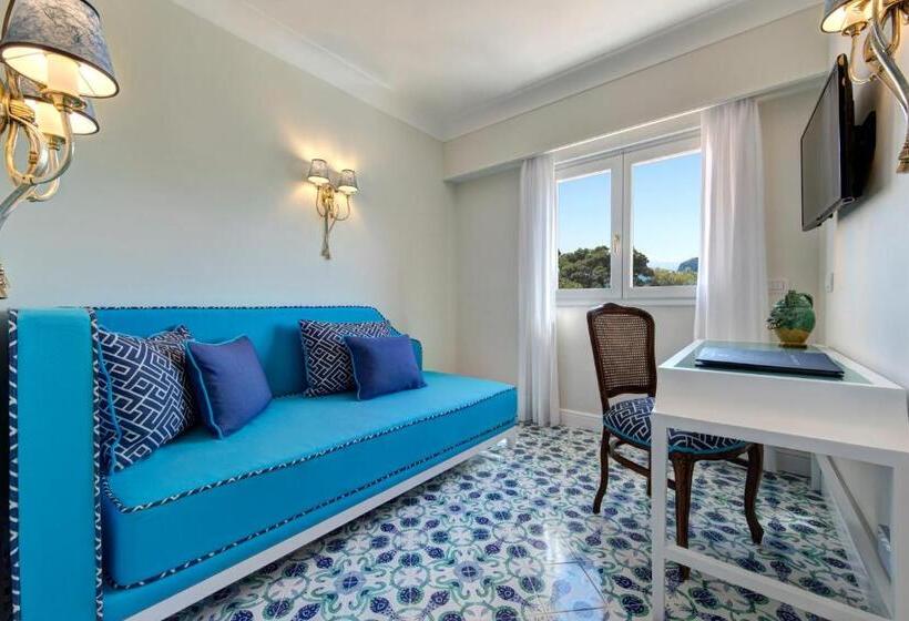 Classic room with balcony, Grand Hotel Ambasciatori