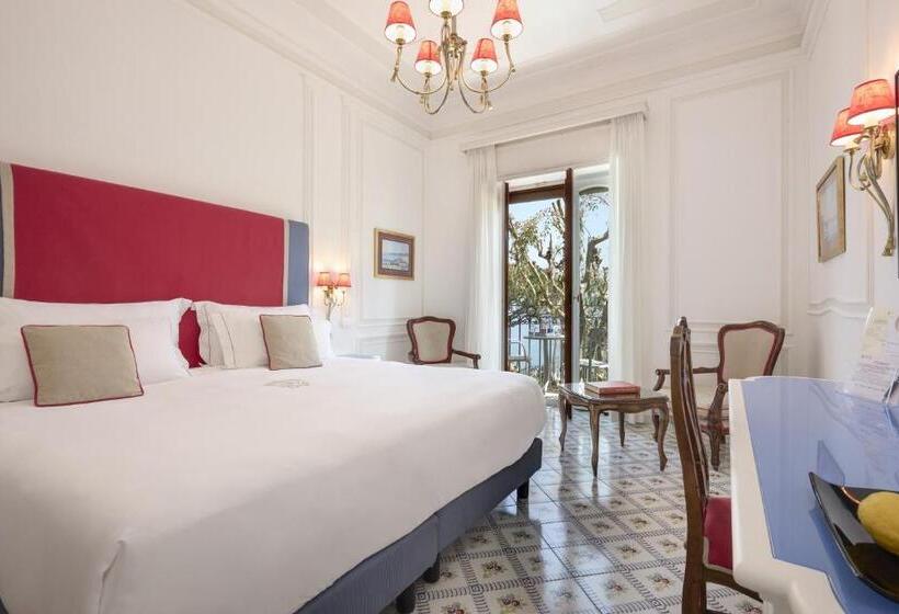 Quarto Superior Vista Jardim, Grand Hotel Ambasciatori