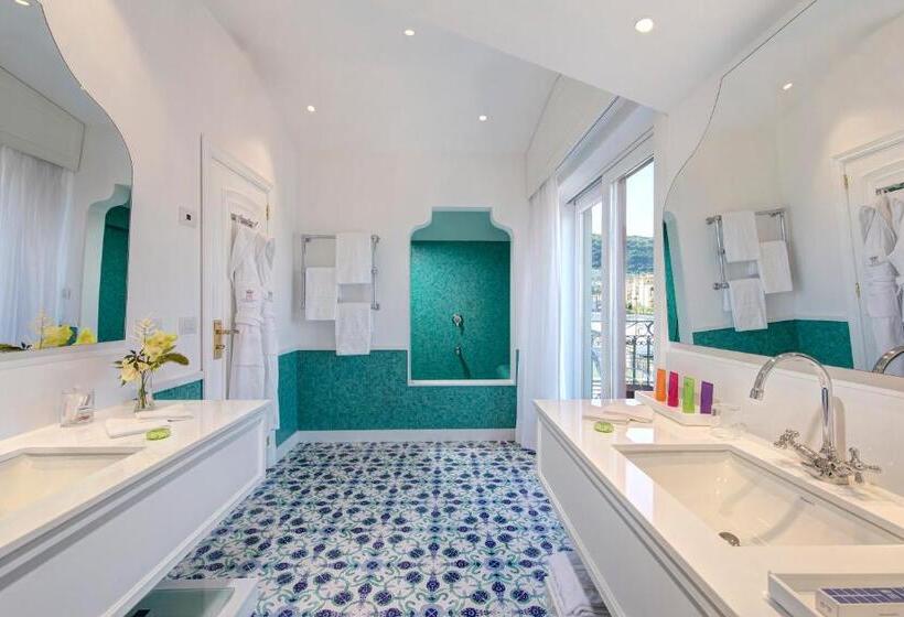 オーシャンビュースイート, Grand Hotel Ambasciatori