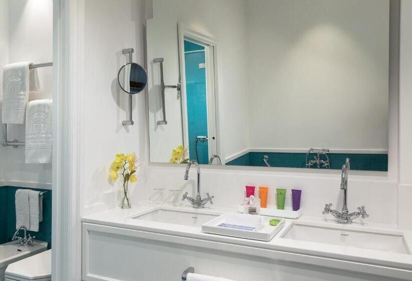 コンフォーとスイートルーム, Grand Hotel Ambasciatori