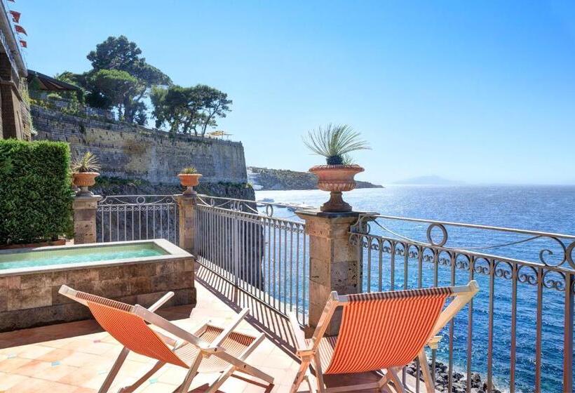 ジェットバス付きオーシャンビュースイート, Grand Hotel Ambasciatori