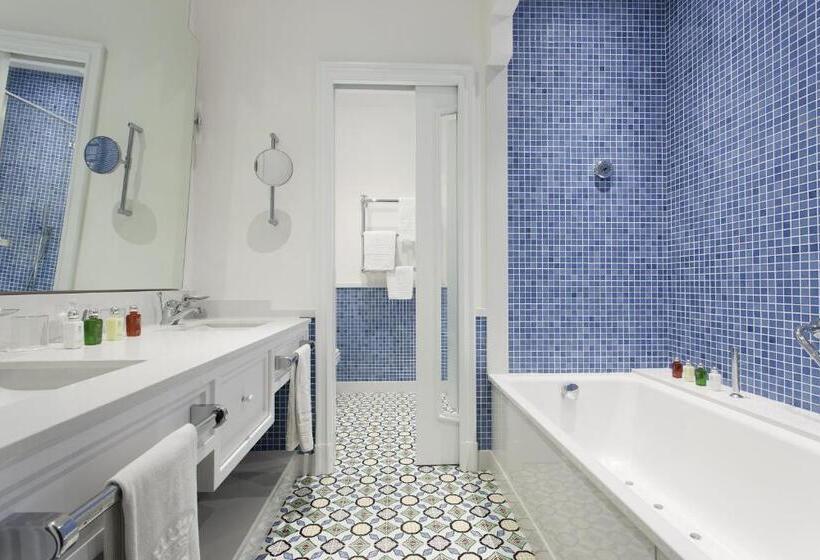 ジェットバス付きオーシャンビュースイート, Grand Hotel Ambasciatori