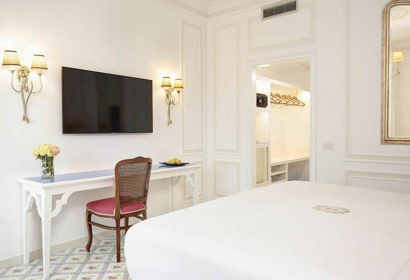 オーシャンビューのプレミアムルーム。, Grand Hotel Ambasciatori