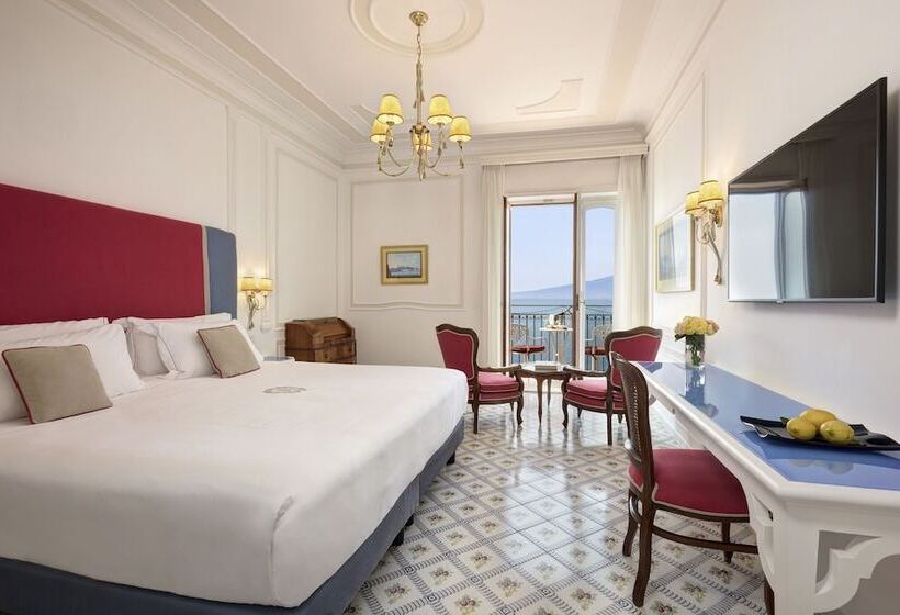 Quarto Premium Vista Mar, Grand Hotel Ambasciatori
