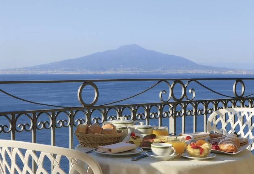 Suíte Vista Mar, Grand Hotel Ambasciatori