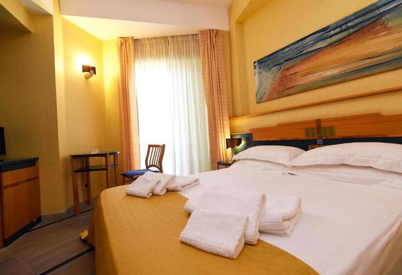 四人标准间, Grand Hotel President