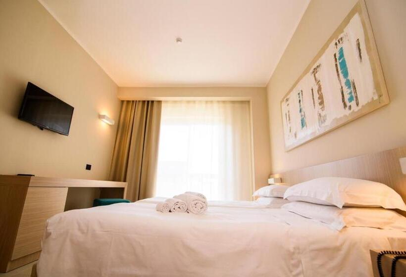 高级大房间, Grand Hotel President