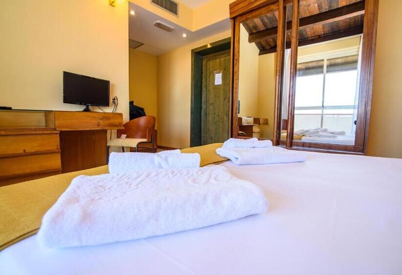 Номер Basic, Grand Hotel President