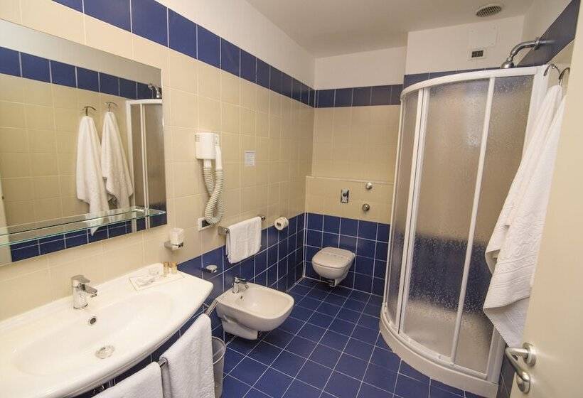 标准间, Grand Hotel President