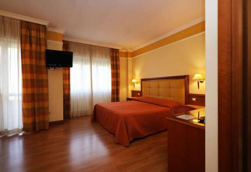 חדר קלאסי לשלושה, Il Chiostro By Lvg Hotel Collection