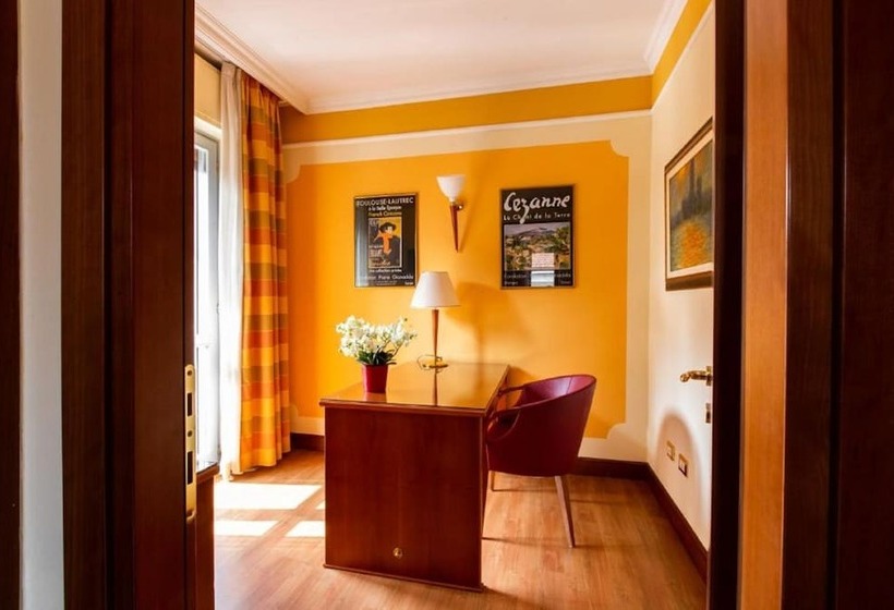 חדר סטנדרט לארבעה, Il Chiostro By Lvg Hotel Collection