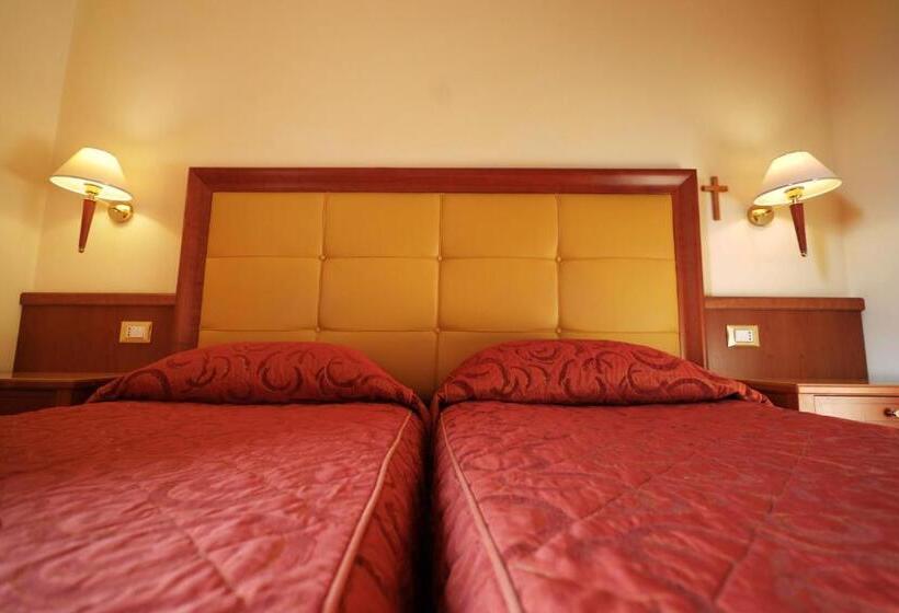 חדר קלאסי עם נוף לגינה, Il Chiostro By Lvg Hotel Collection