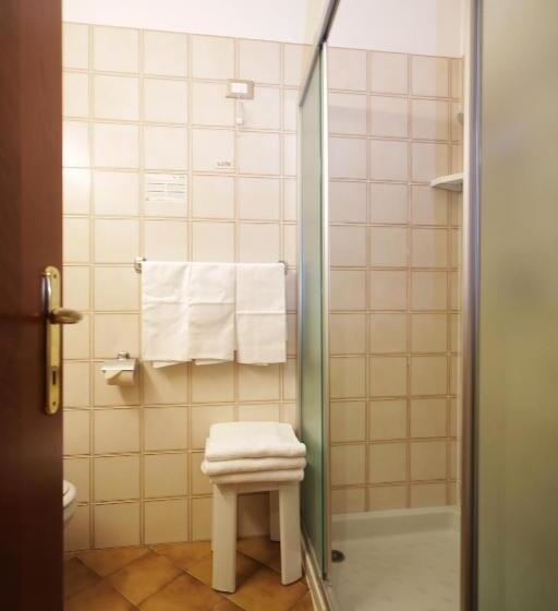 חדר קלאסי לשלושה, Il Chiostro By Lvg Hotel Collection