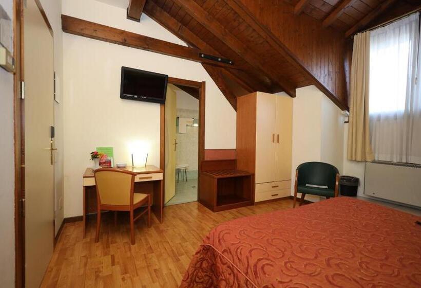 חדר פנטהאוז, Il Chiostro By Lvg Hotel Collection