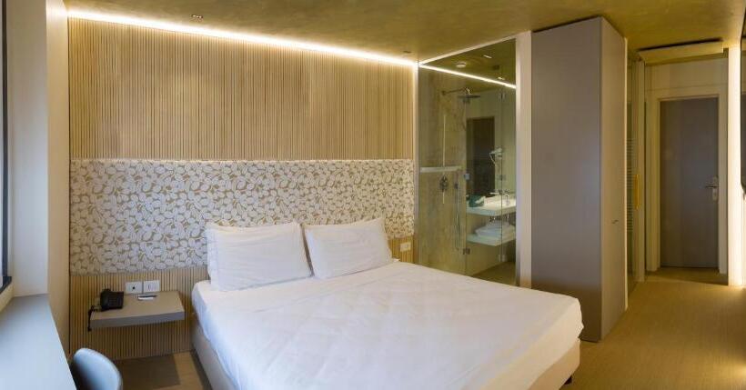 Business szoba, La Di Moret