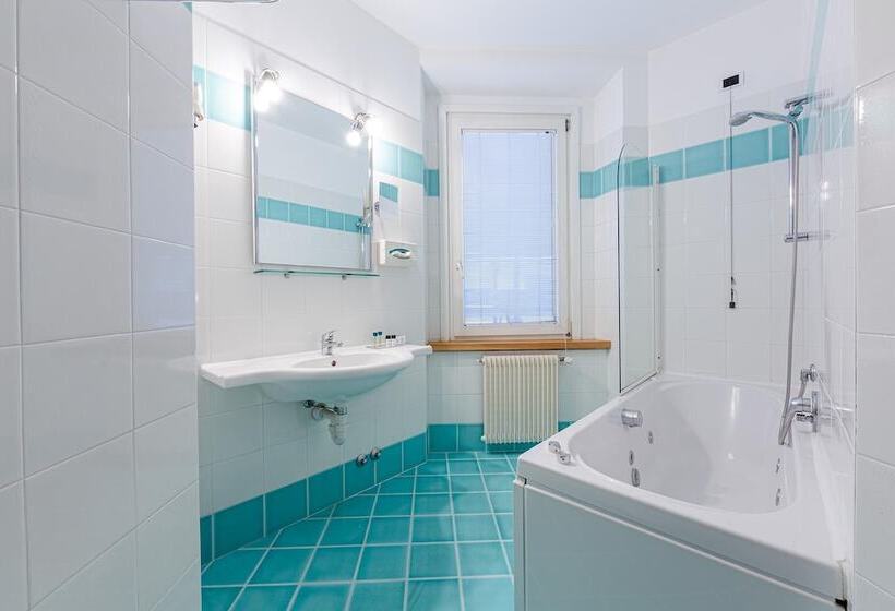 Comfort Szoba, La Di Moret