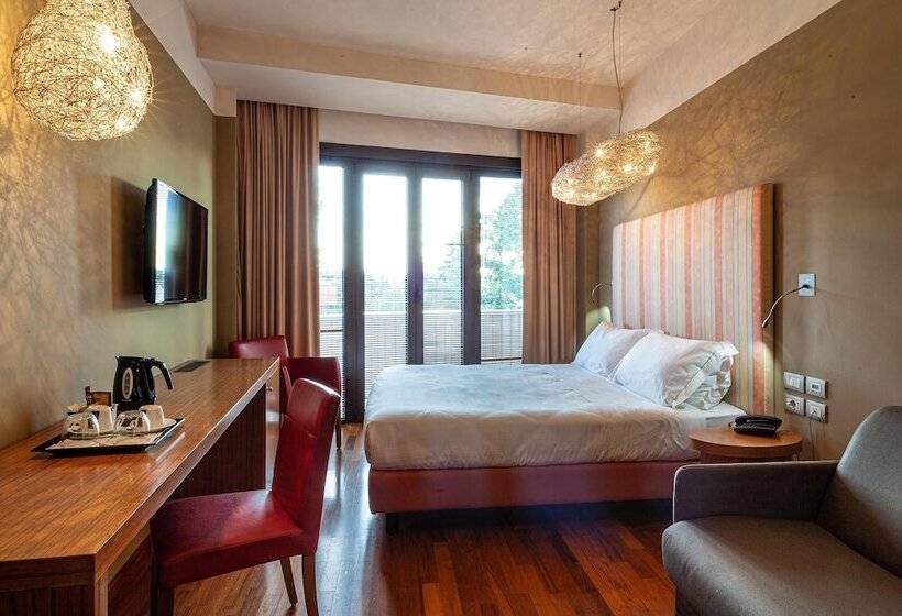 Comfort Szoba, La Di Moret