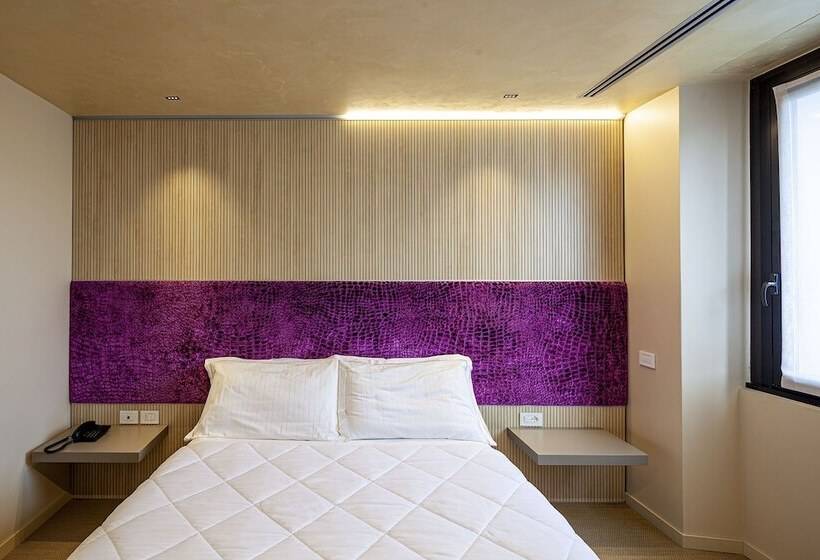 Business szoba, La Di Moret