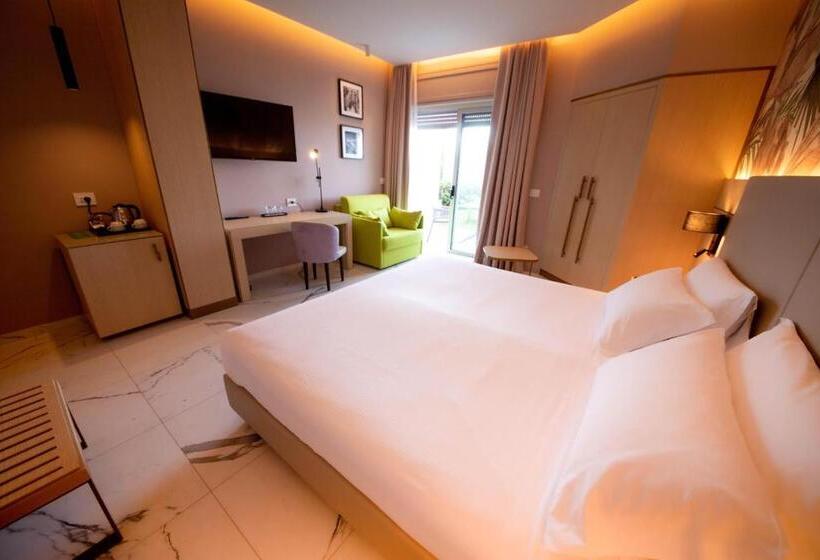 Habitación Premium Vista al Mar., Labranda Rocca Nettuno Tropea