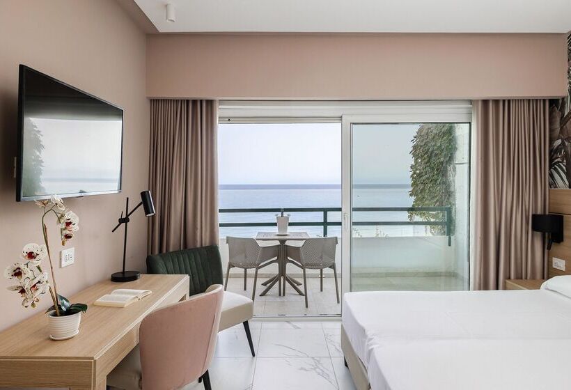 Habitación Premium Vista al Mar., Labranda Rocca Nettuno Tropea