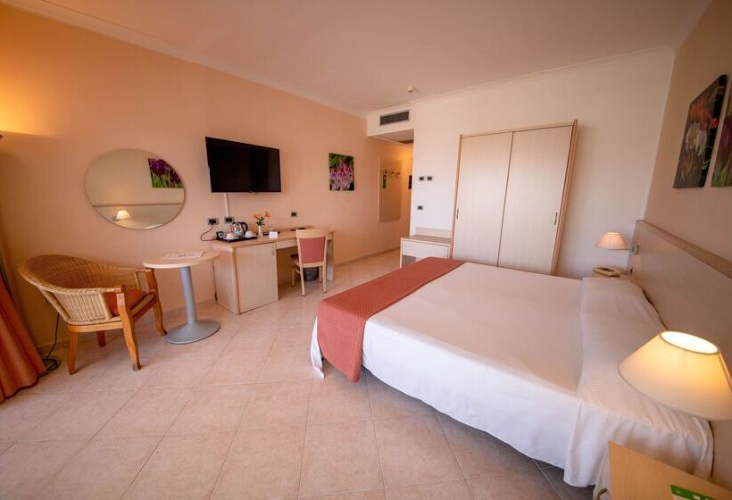 غرفة قياسية, Labranda Rocca Nettuno Tropea