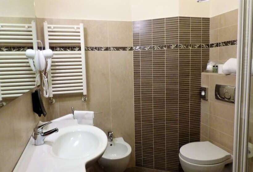 Номер Стандарт Индивидуальный, Leon Bianco