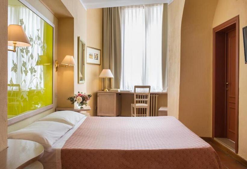 Номер Стандарт Индивидуальный, Leon Bianco