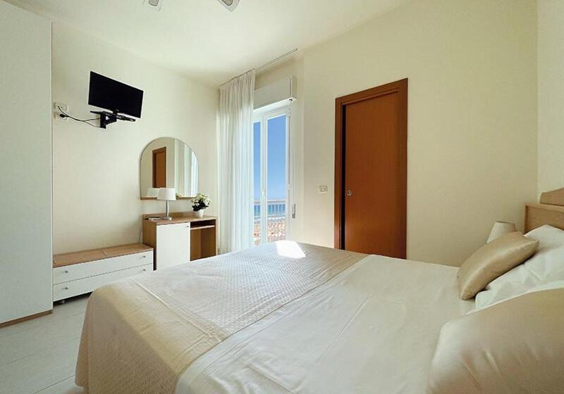 חדר סטנדרט לארבעה, Majestic