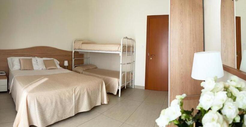 חדר סטנדרט לארבעה, Majestic