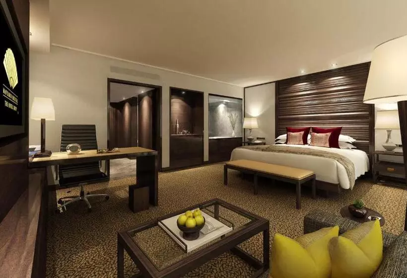 Büyük Çift Kişilik Yataklı Delüks Oda, Mandarin Oriental Jakarta